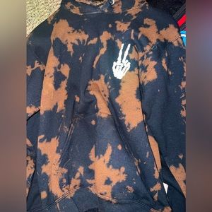 Bleached skull peace hoodie